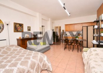 Sala da pranzo - Villa a Schiera Via Galatea
 
7, Aci Catena - foto 20