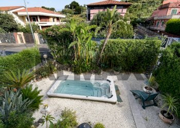 Piscina - Villa a Schiera Via Galatea
 
7, Aci Catena - foto 26