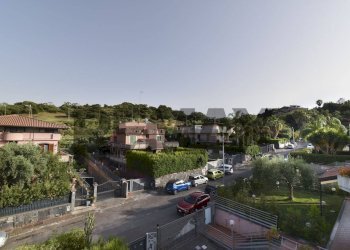 Edificio all\'aperto - Villa a Schiera Via Galatea
 
7, Aci Catena - foto 31