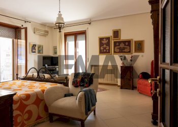 Camera / camera da letto - Four-room apartment Via Giovanni Verga
 
13, Caltagirone - photo 14