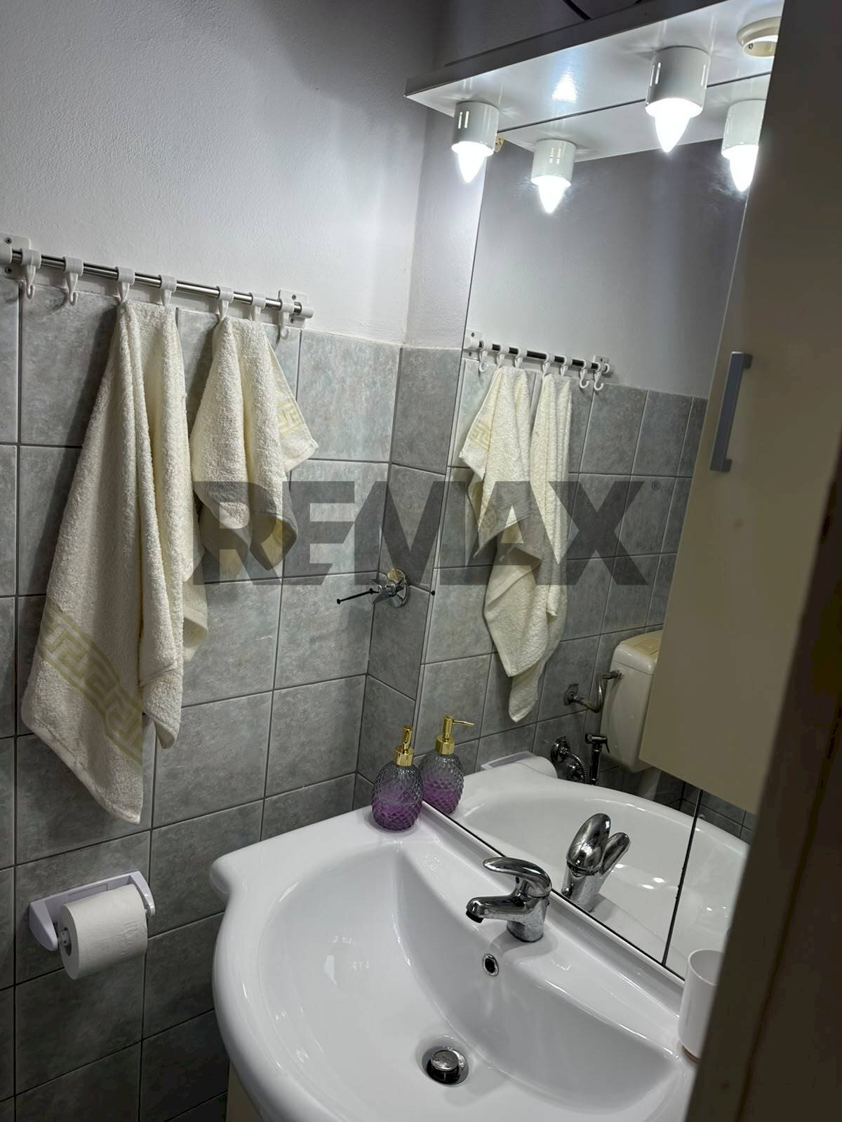 Bagno - Bilocale Via Vittorio Veneto
82, San Michele di Ganzaria - foto 2
