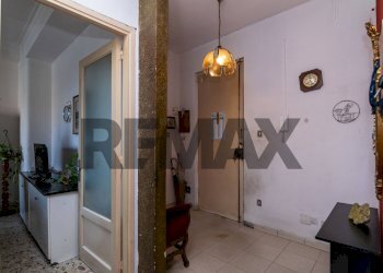 Hall / corridoio - Quadrilocale Via Francesco Guglielmino
 
12, Catania - foto 19