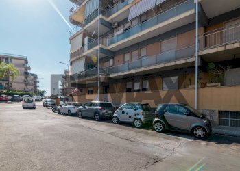 Edificio all\'aperto - Quadrilocale Via Francesco Guglielmino
 
12, Catania - foto 31