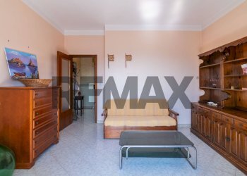 Soggiorno - Trilocale Viale Libertà
 
24, Acireale - foto 2