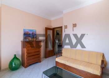 Soggiorno - Trilocale Viale Libertà
 
24, Acireale - foto 3