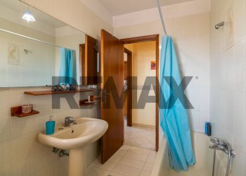 Bagno - Trilocale Viale Libertà
 
24, Acireale - foto 12