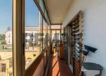 Balcone - Trilocale Viale Libertà
 
24, Acireale - foto 16