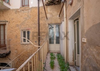 Casa all\'aperto - Quadrilocale Via Stella
 
49, Caltagirone - foto 5