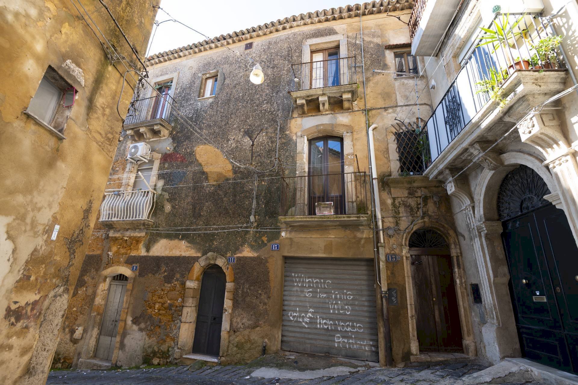 Edificio all\'aperto - Independent house Via San Gregorio
13 e 13/B, Caltagirone - photo 2