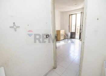Hall / corridoio - Independent house Via San Gregorio
 
13 e 13/B, Caltagirone - photo 1