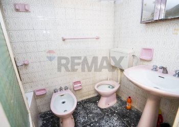Bagno - Independent house Via San Gregorio
 
13 e 13/B, Caltagirone - photo 9