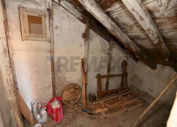 Dispensa di stoccaggio - Independent house Via San Gregorio
 
13 e 13/B, Caltagirone - photo 21