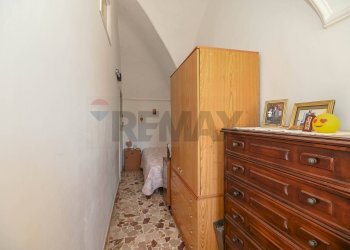 Hall / corridoio - Four-room apartment Via Ex Matrice
 
18, Caltagirone - photo 11