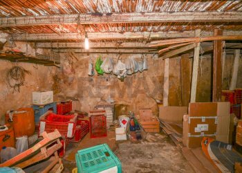 Dispensa di stoccaggio - Four-room apartment Via Ex Matrice
 
18, Caltagirone - photo 18