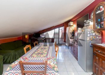 Sala da pranzo - Trilocale Via San Girolamo
 
4, Acireale - foto 19