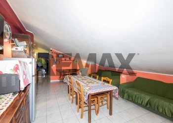 Sala da pranzo - Trilocale Via San Girolamo
 
4, Acireale - foto 29