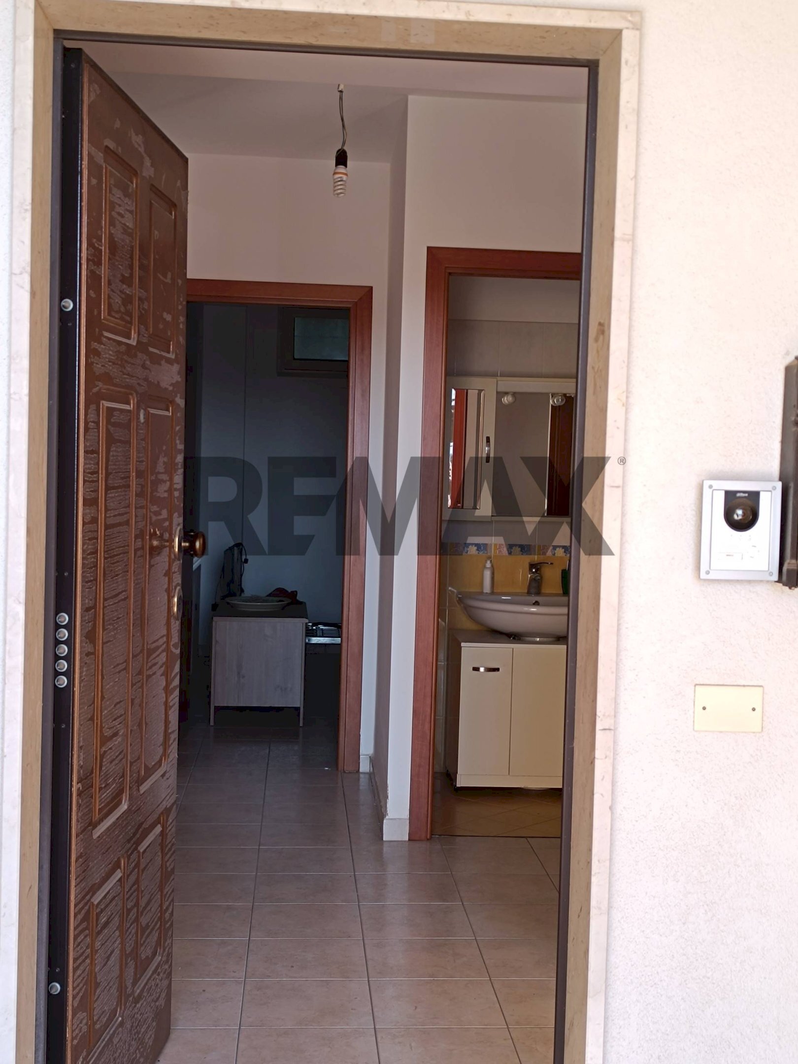 Hall / corridoio - Villa a Schiera Via Carnevale
5, Caltagirone - foto 3