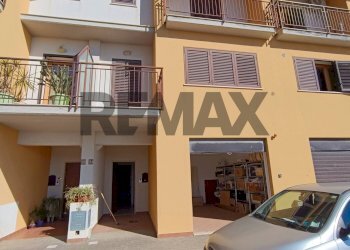 Edificio all\'aperto - Villa a Schiera Via Carnevale
5, Caltagirone - foto 32