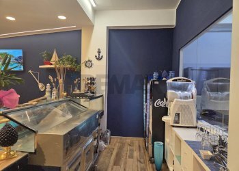 Cucina - Commercial Activity via vincenzo bellini
25, Valverde - photo 5