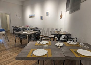 Sala da pranzo - Commercial Activity via vincenzo bellini
25, Valverde - photo 7
