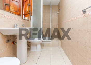 Bagno - Trilocale Via Giovanni Condorelli
 
25, Catania - foto 4