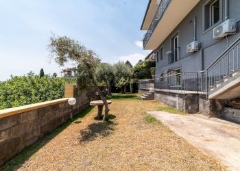 Giardino - Villa Via Gallinaro
 
34, Aci Castello - photo 8