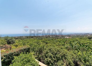 Vista delle montagne - Villa Via Gallinaro
 
34, Aci Castello - photo 13