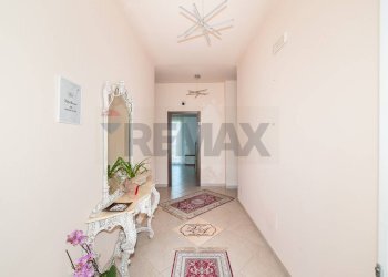 Hall / corridoio - Villa Via Gallinaro
 
34, Aci Castello - photo 14