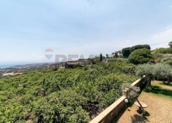 Giardino - Villa Via Gallinaro
 
34, Aci Castello - photo 68