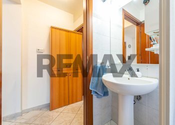 Bagno - Bilocale Via Del Torraccio
220, Roma - foto 18