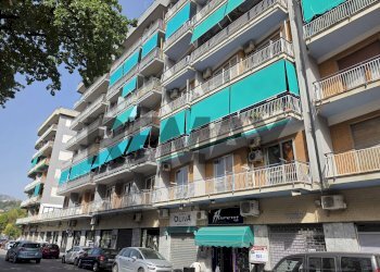 Edificio all\'aperto - Four-room apartment via Vito Lembo
 
40, Salerno - photo 1