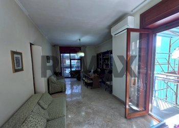 Soggiorno - Four-room apartment via Vito Lembo
 
40, Salerno - photo 14