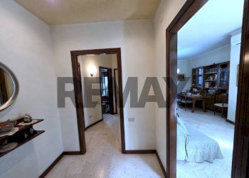 Hall / corridoio - Four-room apartment via Vito Lembo
 
40, Salerno - photo 15