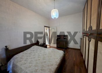 Camera / camera da letto - Four-room apartment via Vito Lembo
 
40, Salerno - photo 26