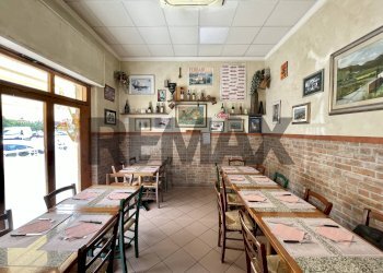 Cucina - Locale Commerciale Piazza San Jacopino
30-31R, Firenze - foto 18