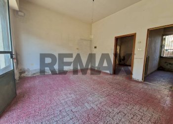 Stanza vuota - Commercial Premises Via XXIV MAGGIO
209/A, Lastra a Signa - photo 4