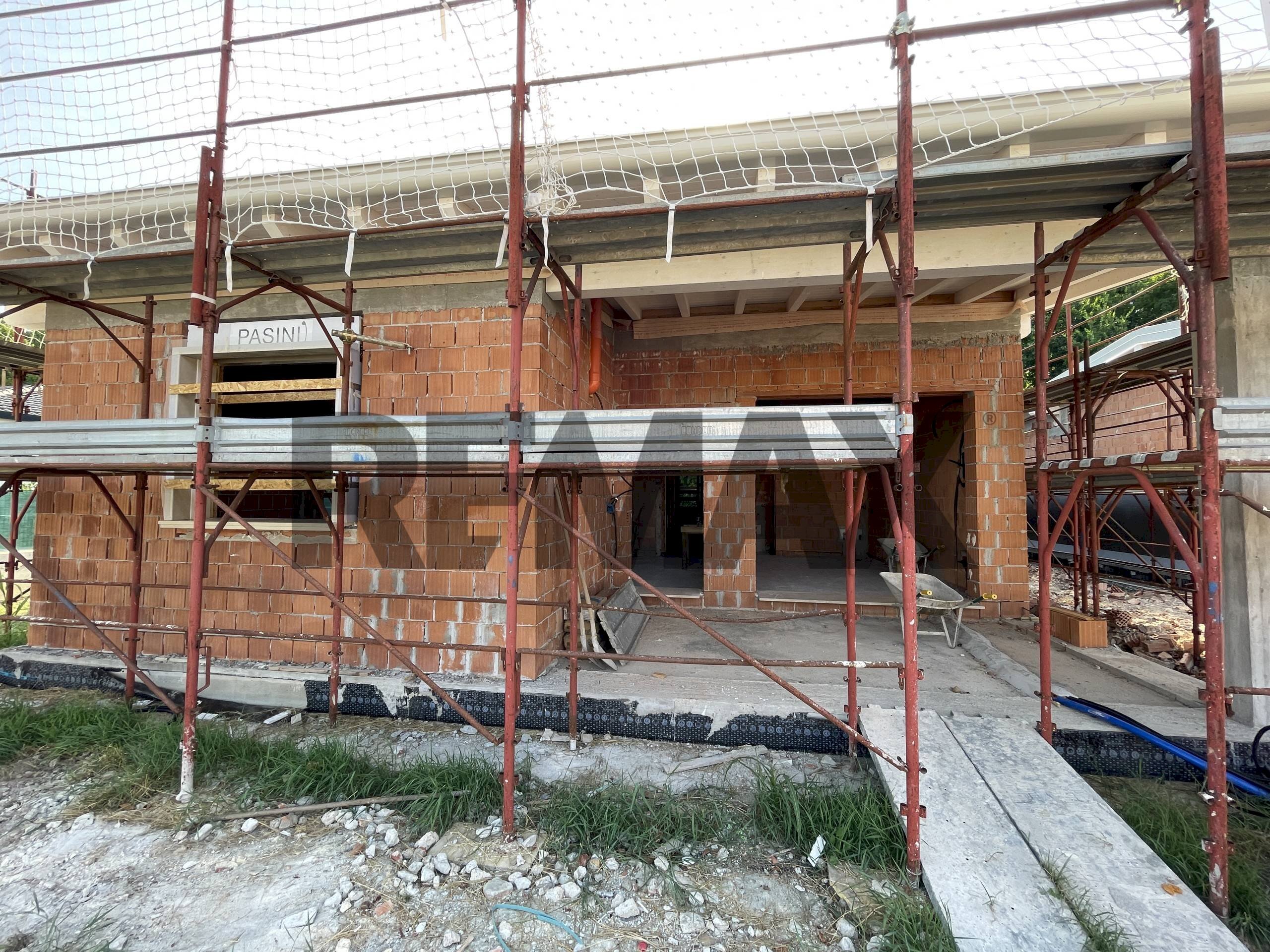 Edificio all\'aperto - Villa via a. sordi
snc, Pegognaga - photo 2