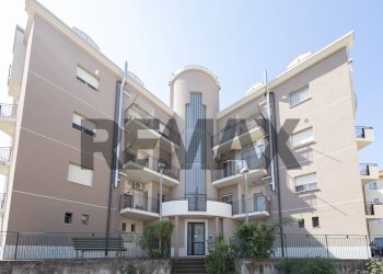 Edificio all\'aperto - Apartment Via Piersanti Mattarella
 
88/A, Troina - photo 1