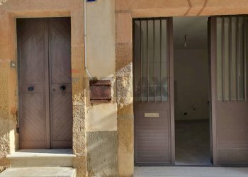 Edificio all\'aperto - Independent house Largo San Giorgio
 
19- 20, Caltagirone - photo 5