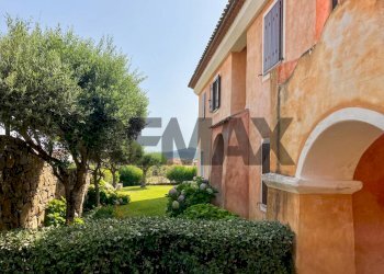 Giardino - Three-room apartment località timtimbaru cannigione
 
snc, Arzachena - photo 1