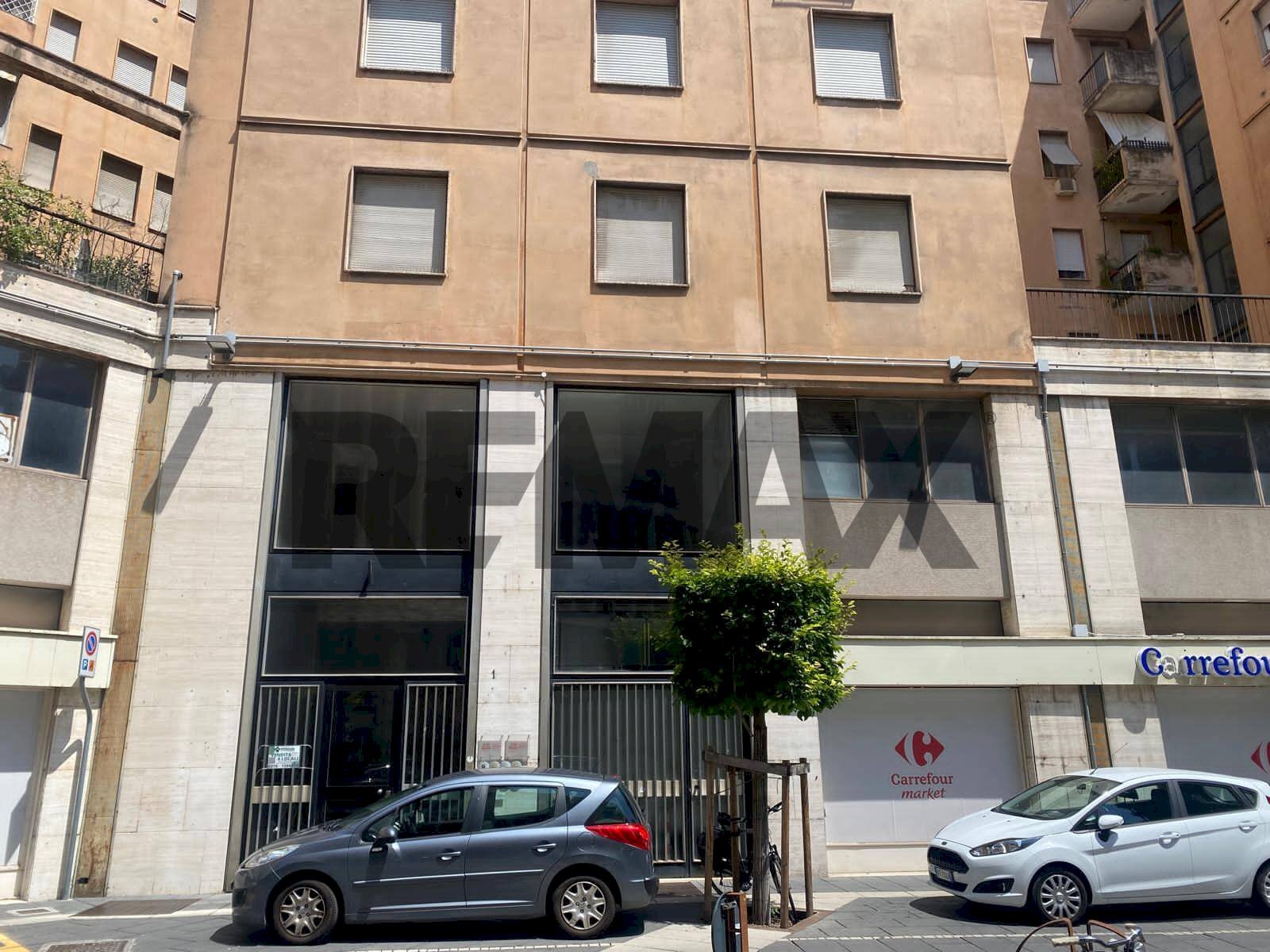 Edificio all\'aperto - Quadrilocale Piazza Fanteria
 
1, Mantova - foto 1