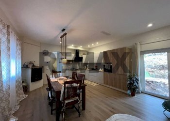 Sala da pranzo - Villa Contrada Bosco di Sopra
 
snc, Canicattini Bagni - foto 1