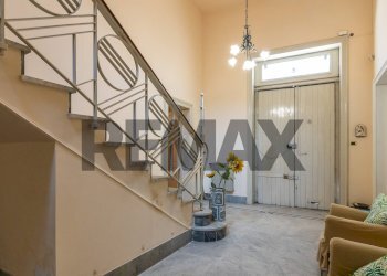 Scale - Casa indipendente via Vittorio Emanuele III
 
182 -184, Canicattini Bagni - foto 22