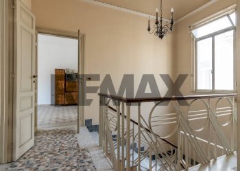 Hall / corridoio - Casa indipendente via Vittorio Emanuele III
 
182 -184, Canicattini Bagni - foto 51