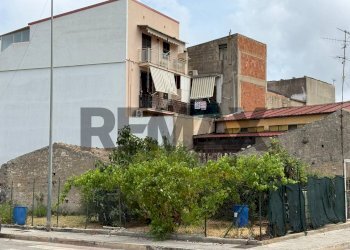Edificio all\'aperto - Terreno edificabile via caduti
snc, Priolo Gargallo - foto 4