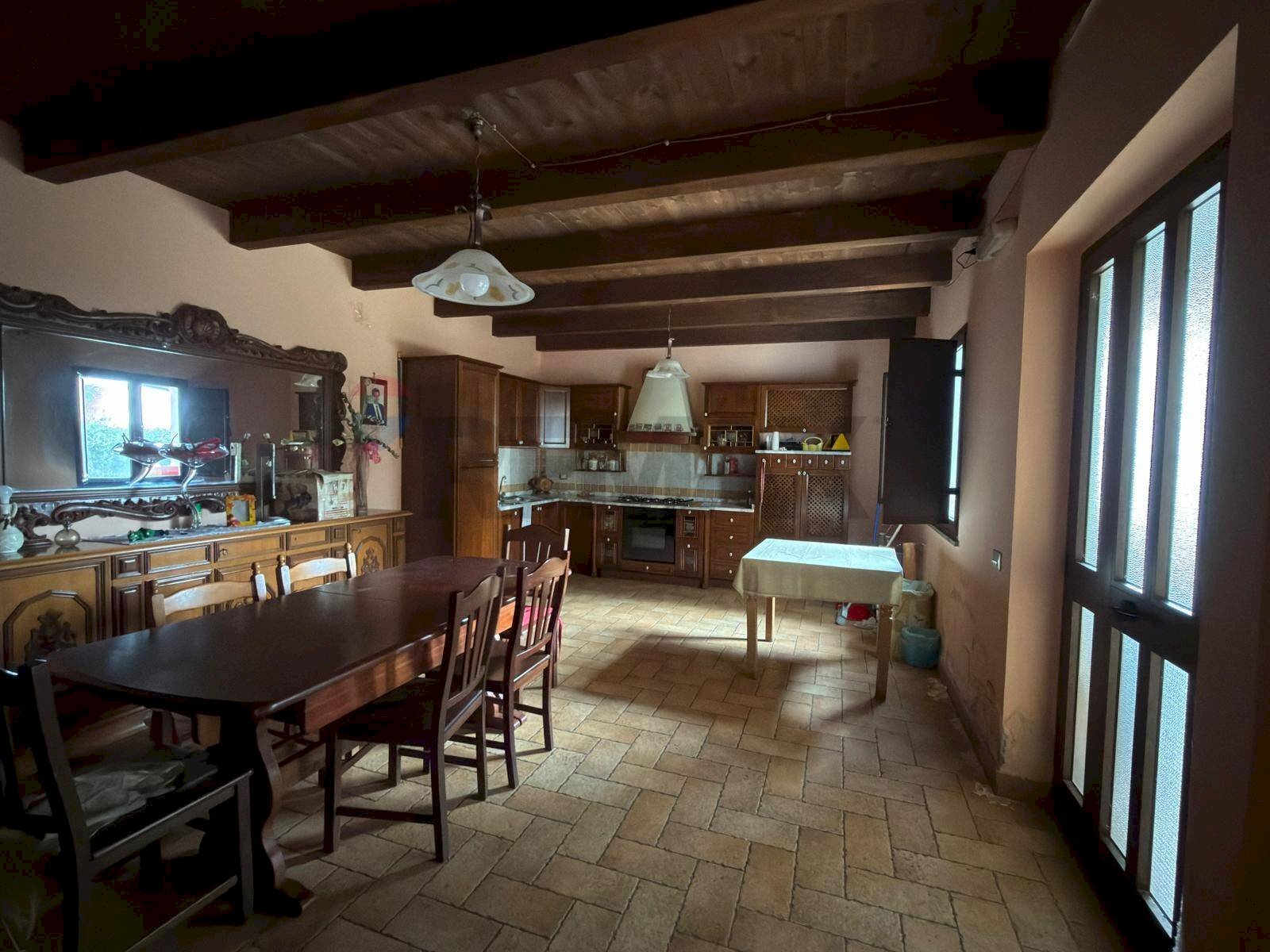 Sala da pranzo - Two-room apartment Località Cardolo
 
snc, Feroleto Antico - photo 1