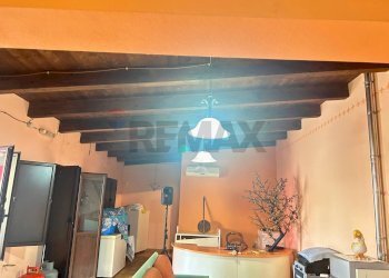 Soggiorno - Two-room apartment Località Cardolo
 
snc, Feroleto Antico - photo 8