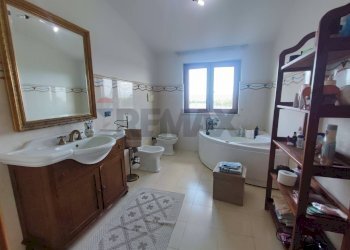 Bagno - Villa Località Feroni
 
snc, Sessa Aurunca - foto 42