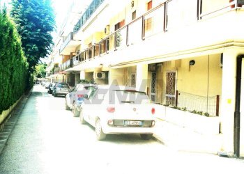 Edificio all\'aperto - Quadrilocale Via Petrarca
 
44, Caserta - foto 23