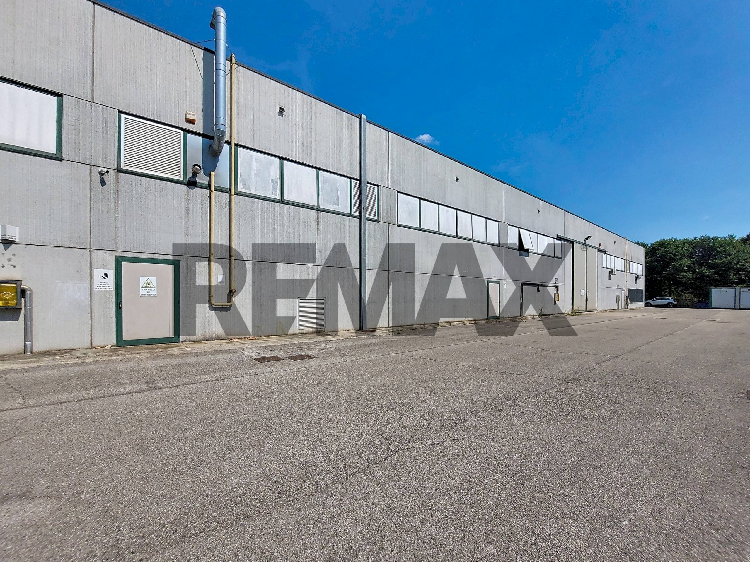 Edificio all\'aperto - Capannone Via dell'Economia
7, Castelfranco Veneto - foto 2